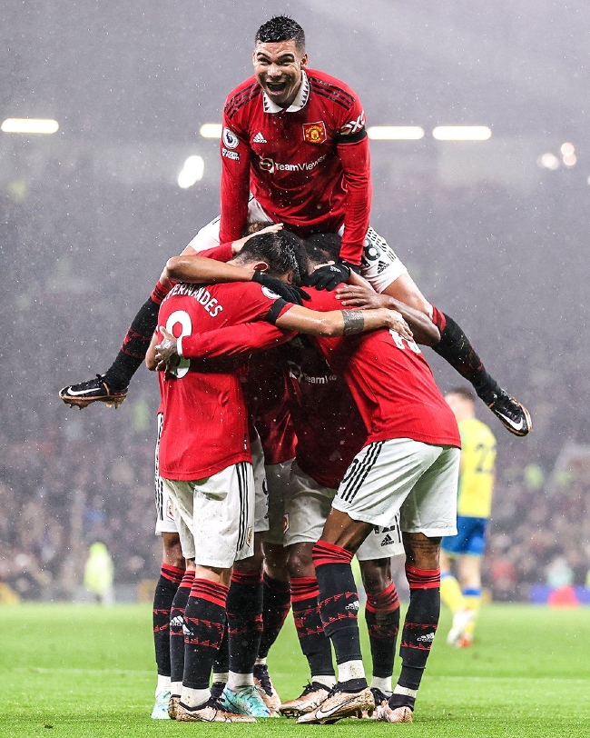 脚凌空垫射 脚凌空垫射