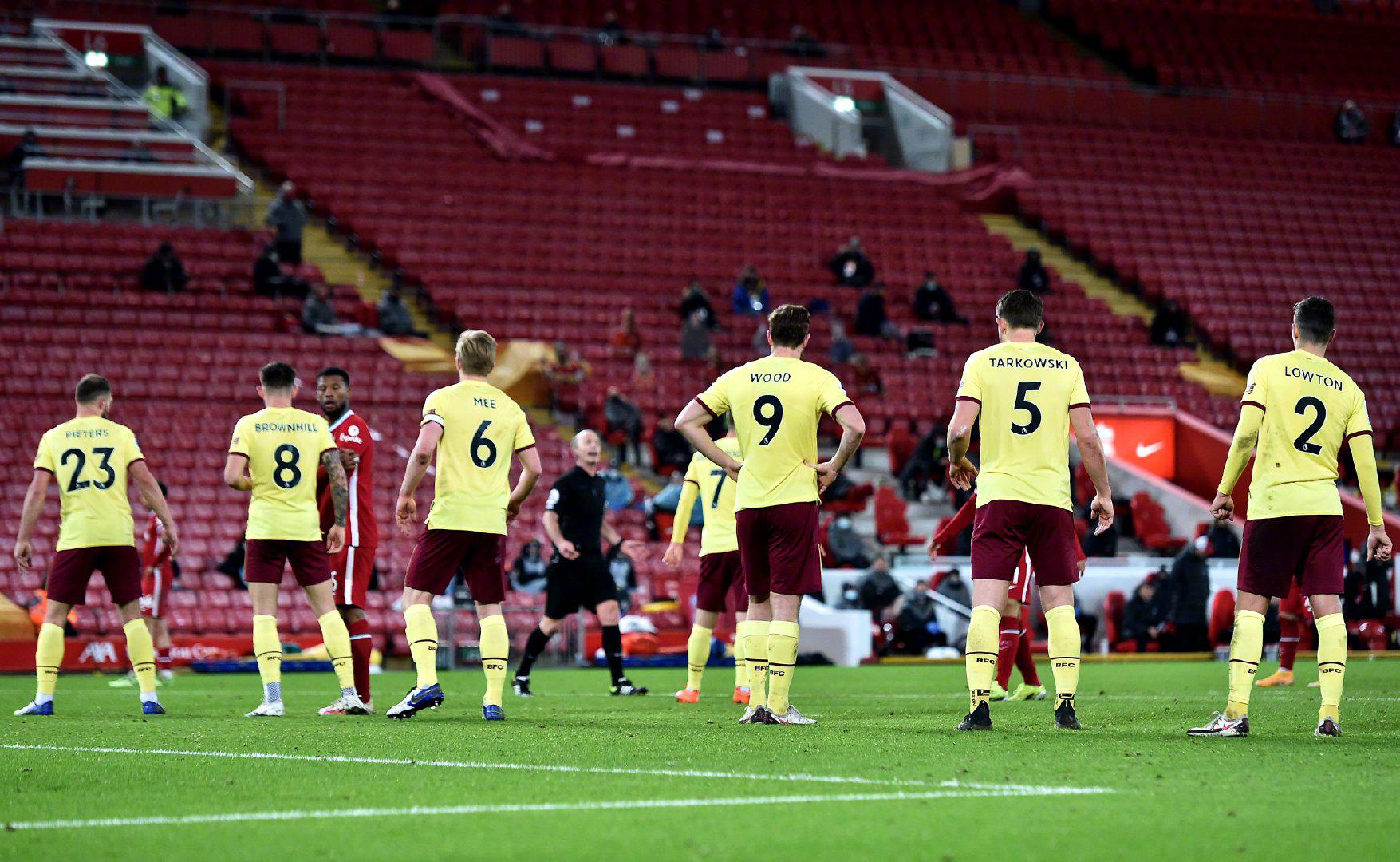 是对他在场 是对他在场